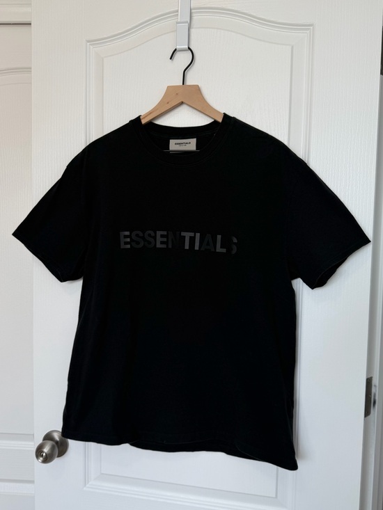 Fear of God Other - Fear Of God Essentials Black Crewneck T-Shirt Small